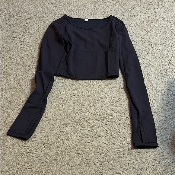 lululemon athletica Tops - lululemon athletica Black Long Sleeve Crop Top